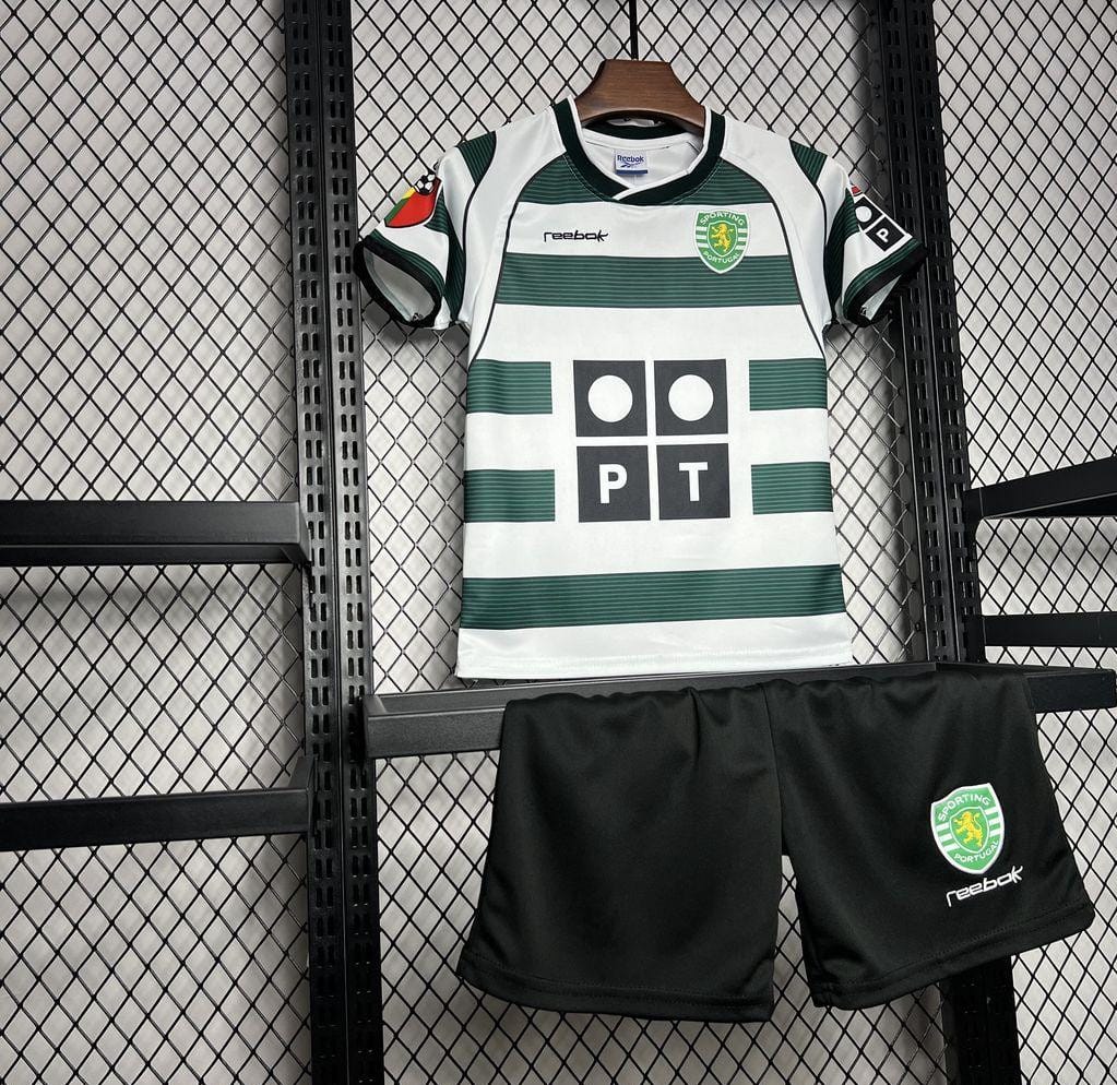Retro 01/03 Kids Sporting CP Home Jersey - Image 4