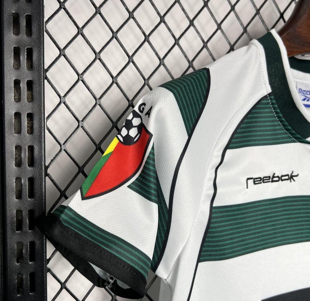Retro 01/03 Kids Sporting CP Home Jersey - Image 8