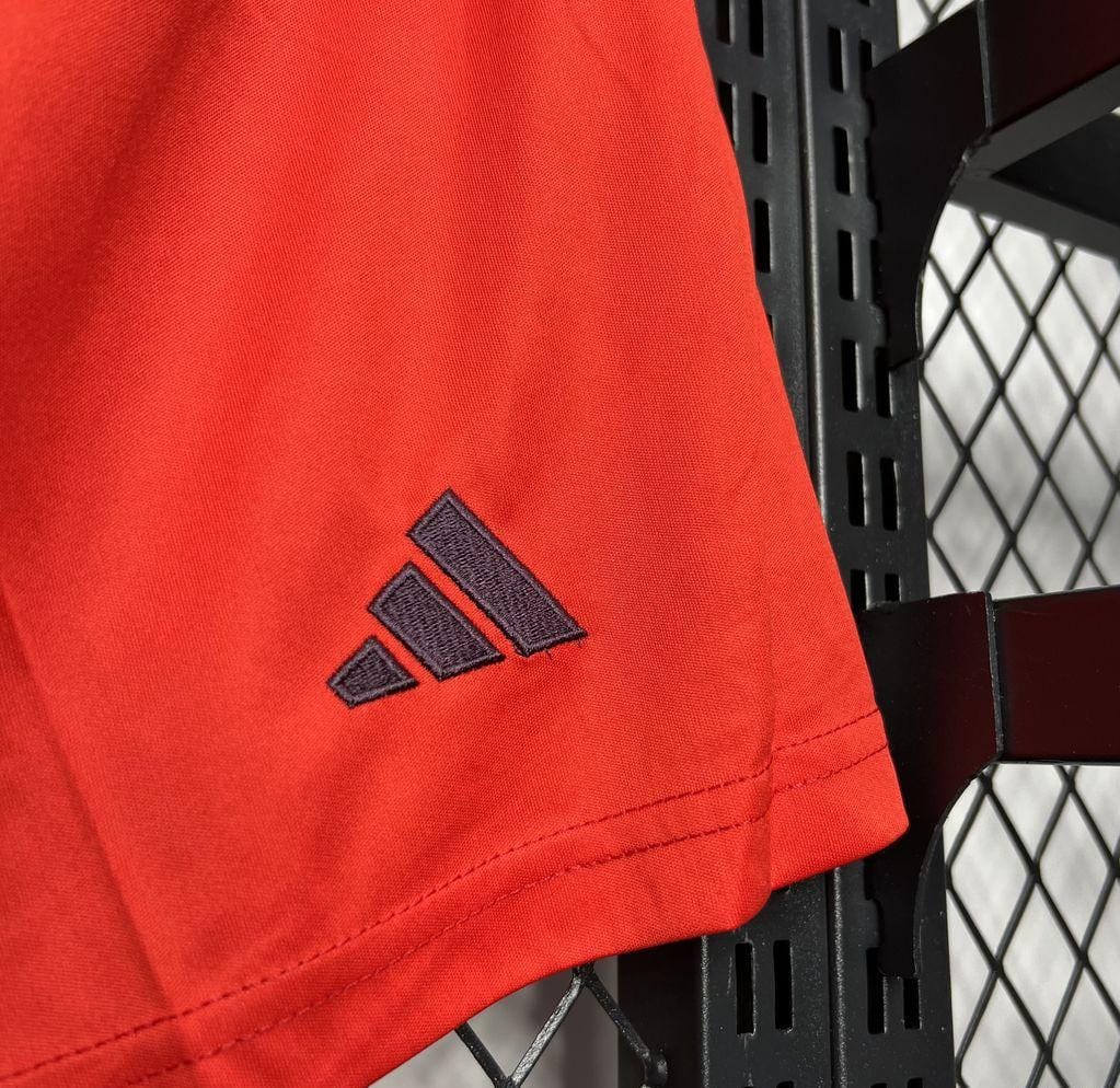 24/25 Bayern Munich Home Shorts - Image 4