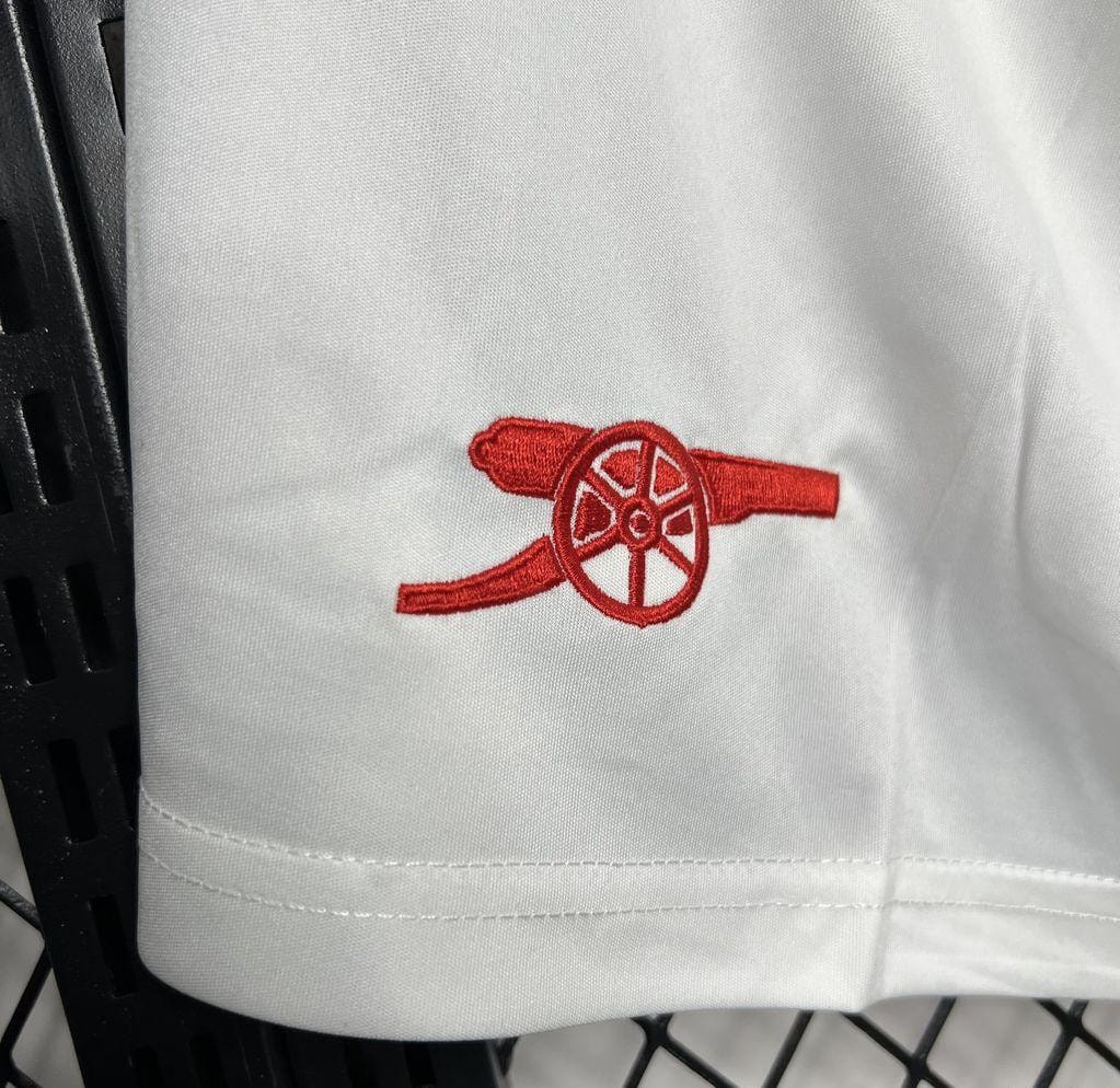 24/25 Arsenal Home Shorts - Image 5