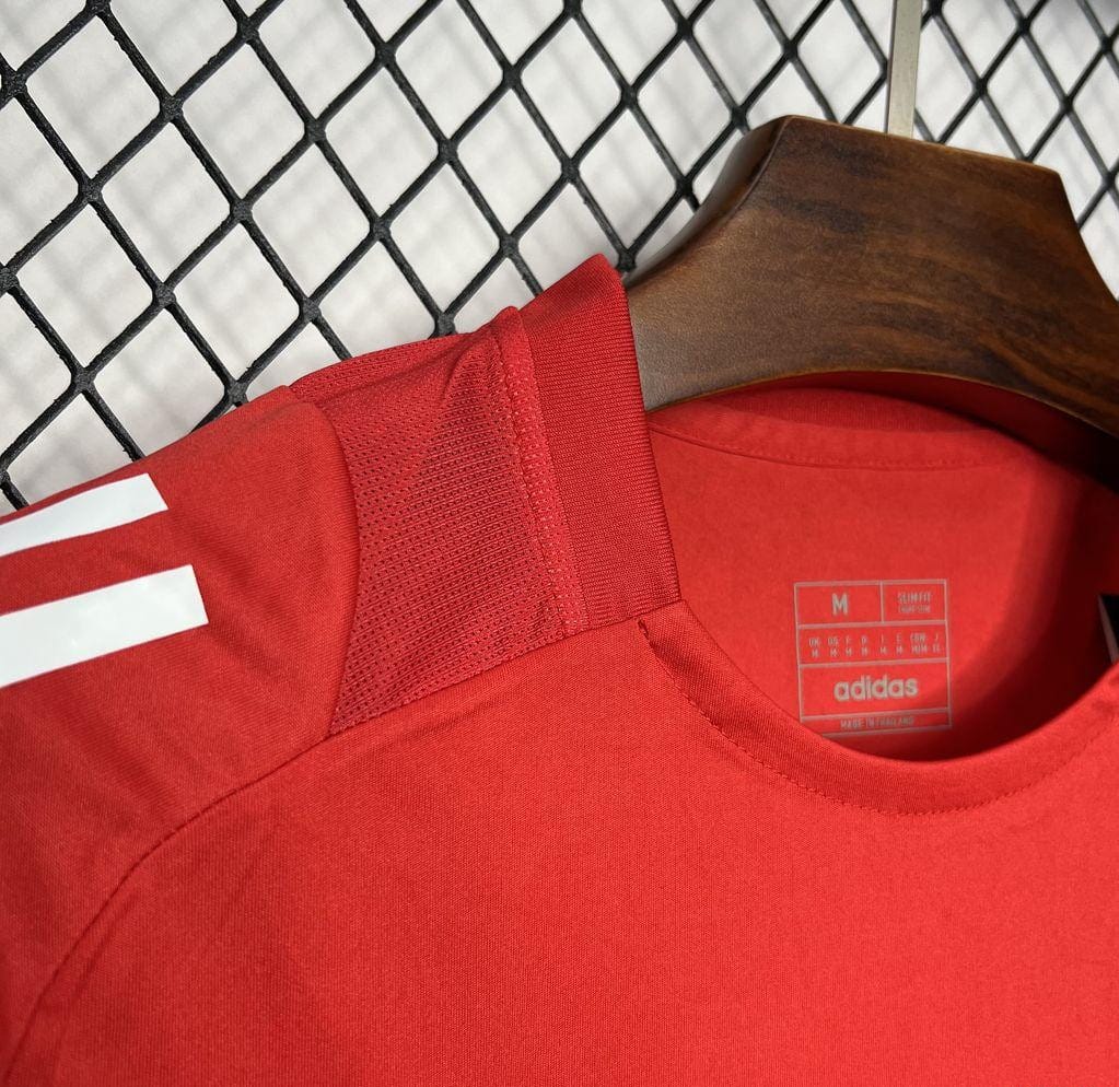 24/25 Manchester United Red Pre-match Training Jersey - Image 6