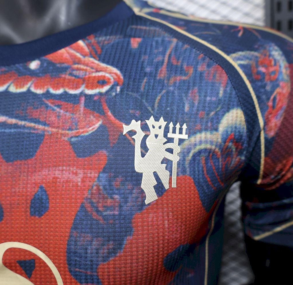 2025/26 Player Version Manchester United Special Edition Jersey - Image 4