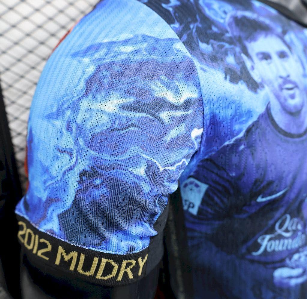 2025/26 Player Version Manchester United Ronaldo Chelsea Messi Special Edition Jersey - Image 3