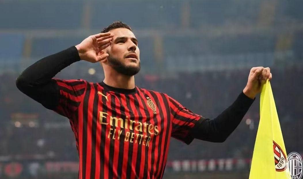 Retro 19/20 AC Milan Anniversary 120TH Home Jersey - Image 6