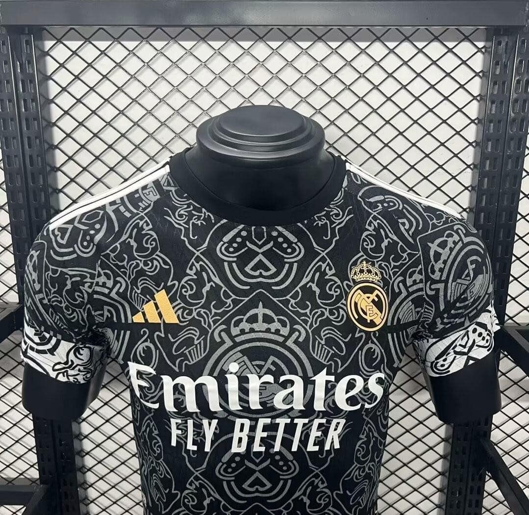 Player Version 24/25 Real Madrid Black Special Jersey - Image 3
