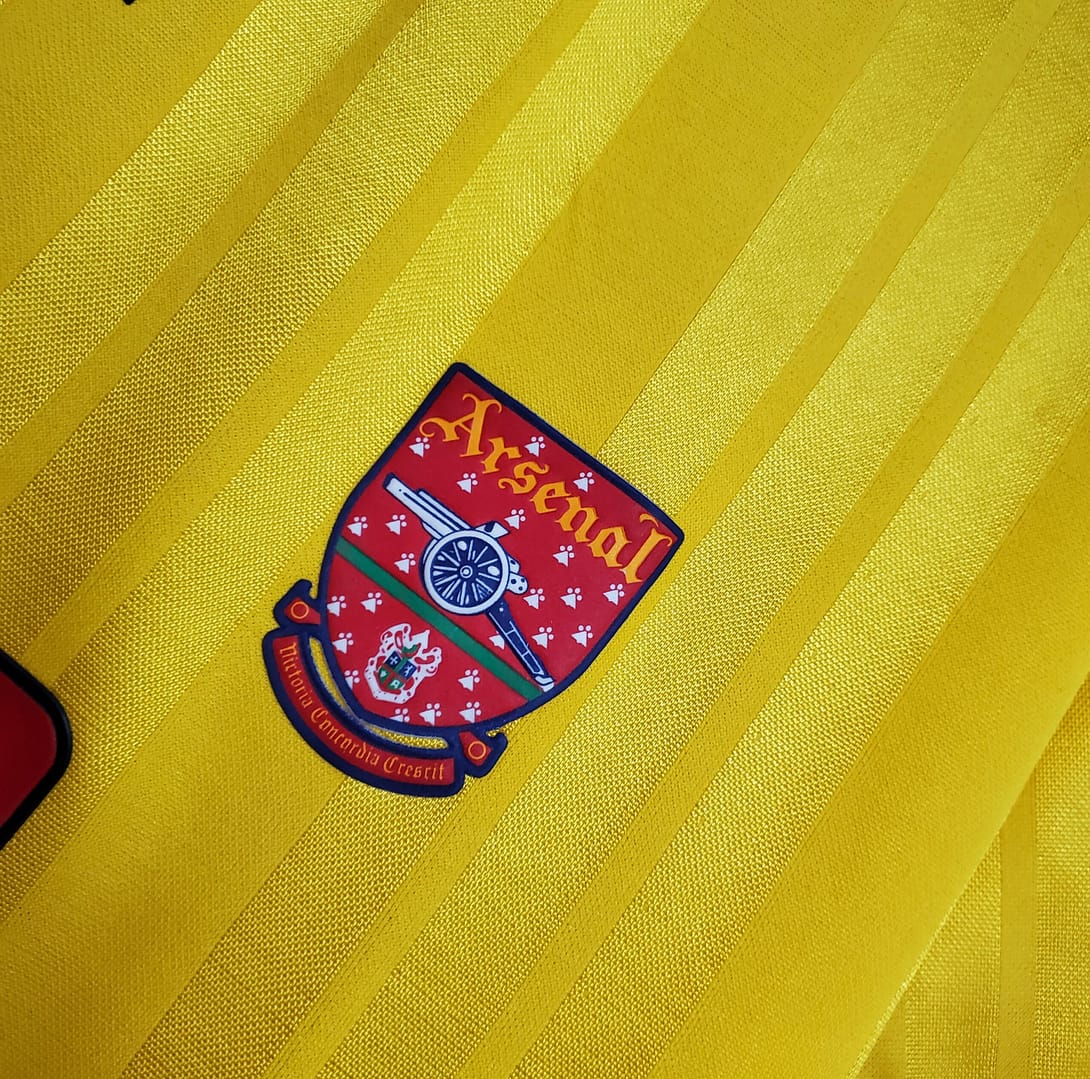 Retro Arsenal 93/94 away Soccer Jersey - Image 6