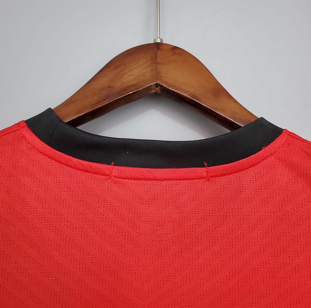 Retro 09/10 Manchester United home Soccer Jersey - Image 3