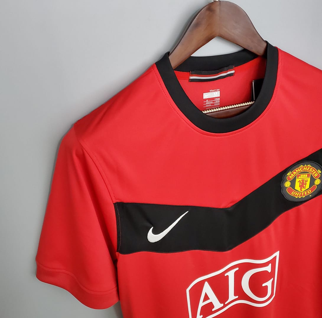 Retro 09/10 Manchester United home Soccer Jersey - Image 4