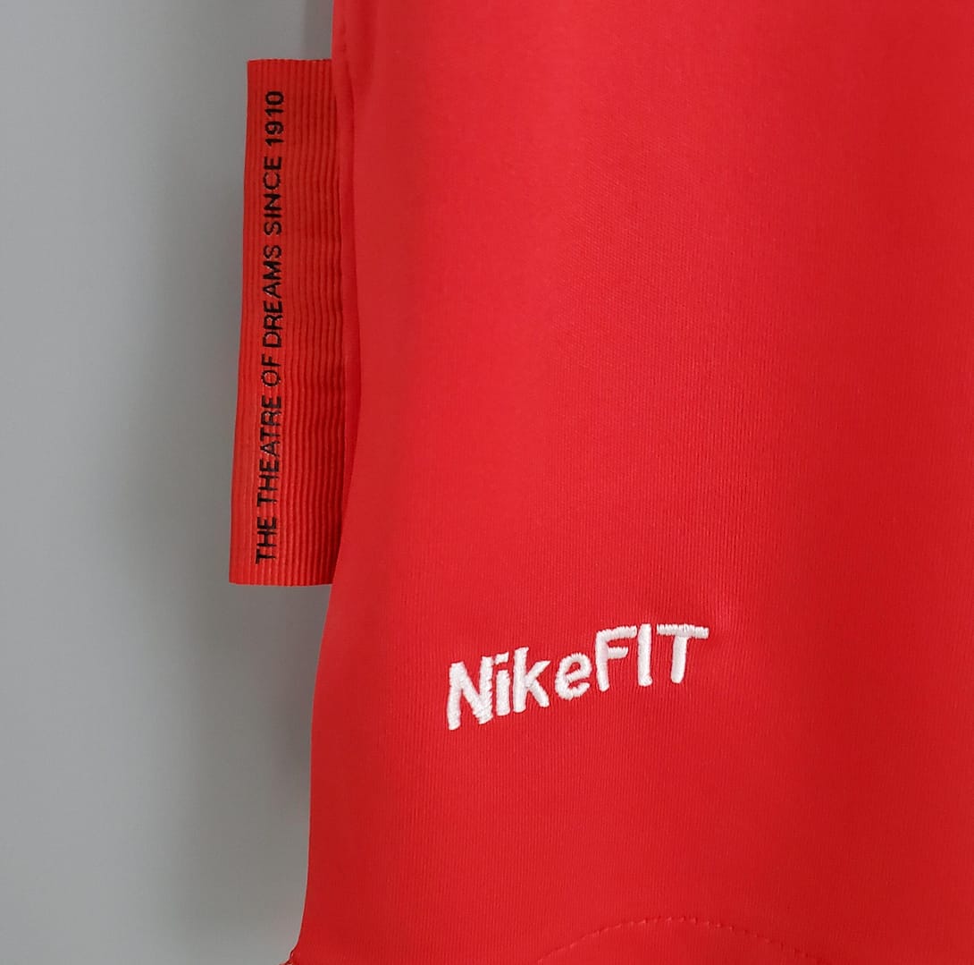 Retro 09/10 Manchester United home Soccer Jersey - Image 5