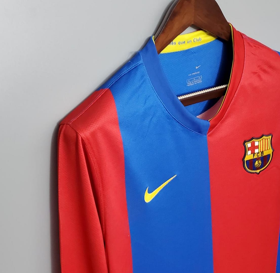 Retro Barcelona 06/07 Long sleeve home Soccer Jersey - Image 9