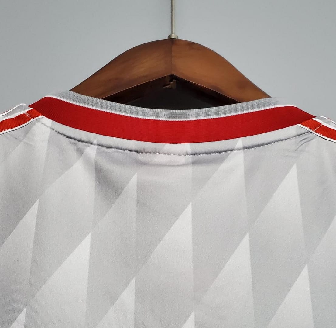 Retro 89/91 Liverpool away Soccer Jersey - Image 3
