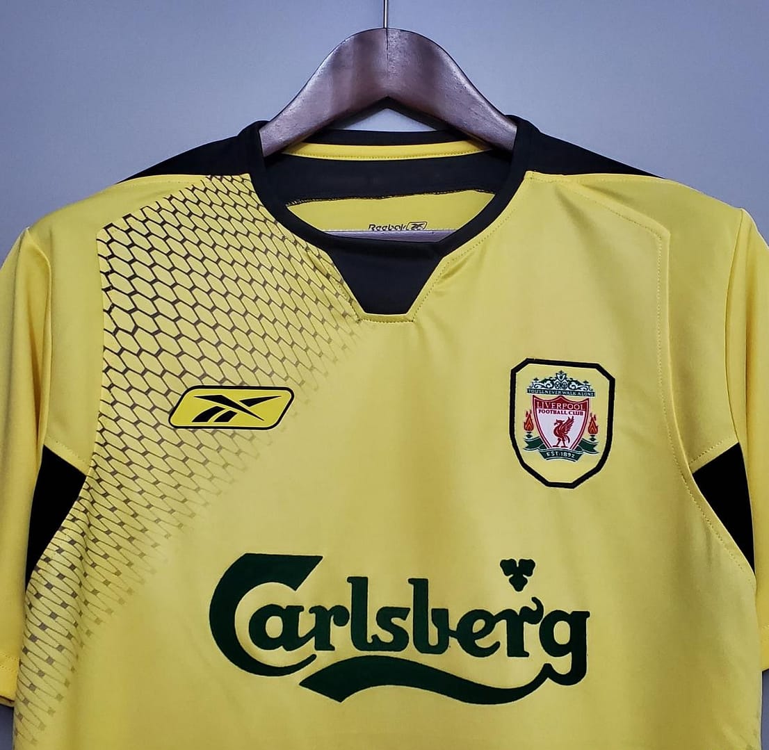 Retro 04/05 Liverpool away Soccer Jersey - Image 2