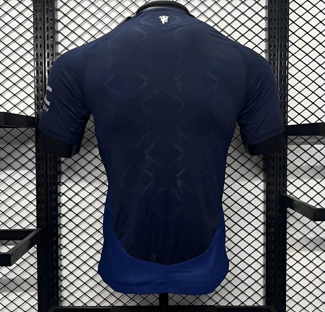 Player Version 24/25 Manchester United Away Navy Jersey - Image 2