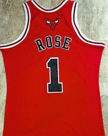 Men's Derrick Rose Red Retro Classic Team Jersey - Image 2