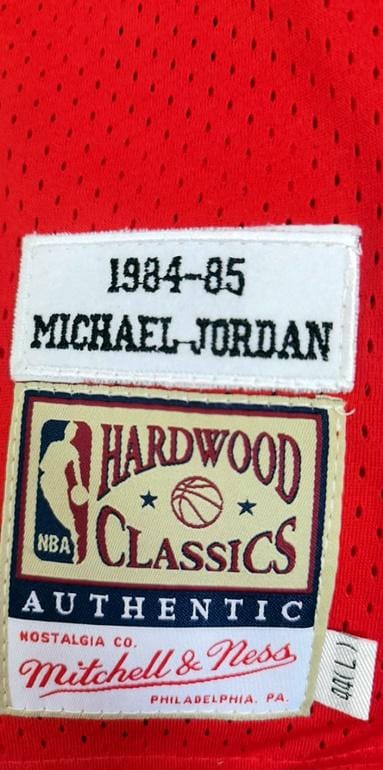Men's Michael Jordan Red Retro Classic Team Jersey - Image 7