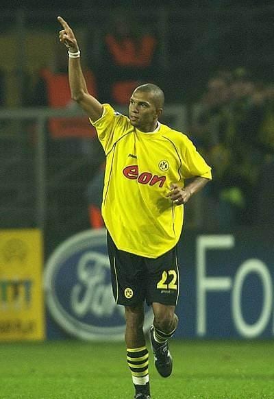 Retro 01/02 Borussia Dortmund Champions League Jersey - Image 5