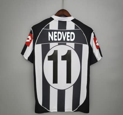 Retro 02/03 Juventus Home Jersey - Image 6