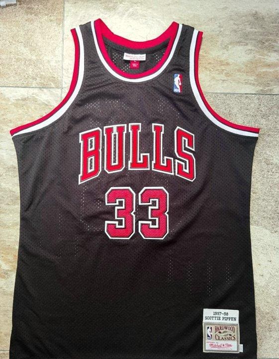Men's Scottie Pippen Black Retro Classic Team Jersey - Image 6