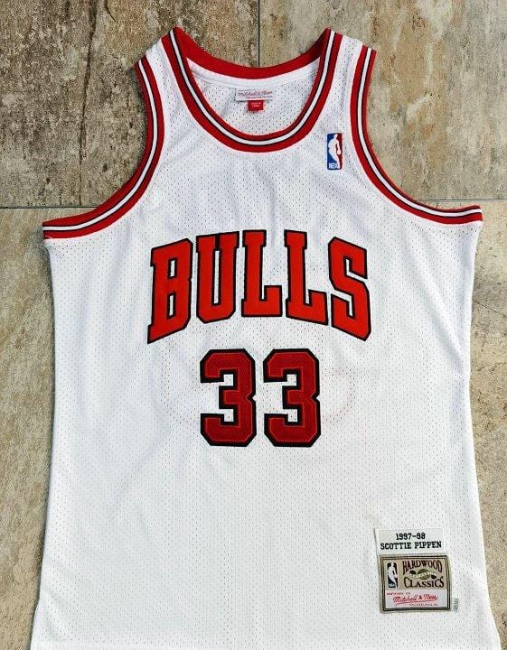Men's Scottie Pippen White Retro Classic Team Jersey - Image 2