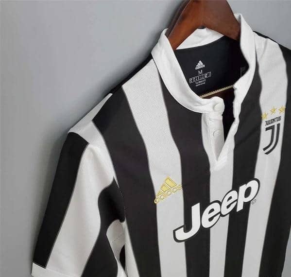 Retro 17/18 Juventus Home Jersey - Image 7