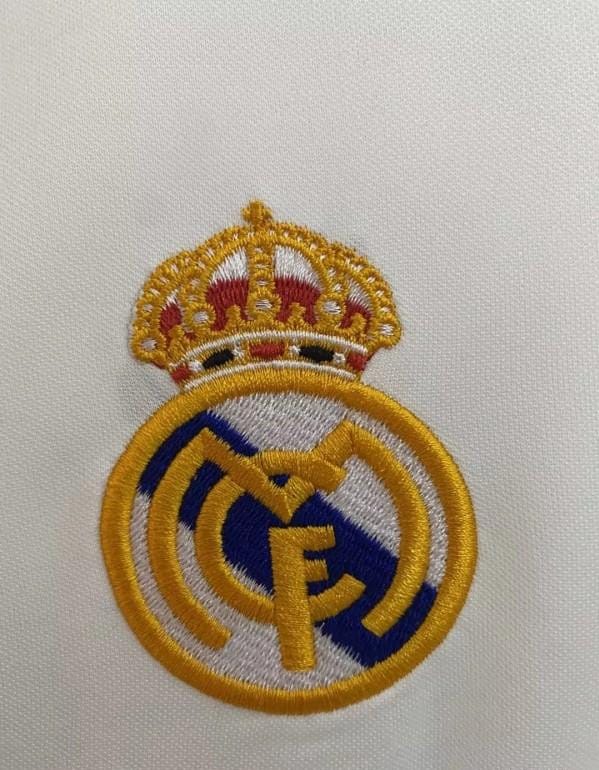 Retro 01/02 Real Madrid Home Jersey League Version With Sponsor - Image 10