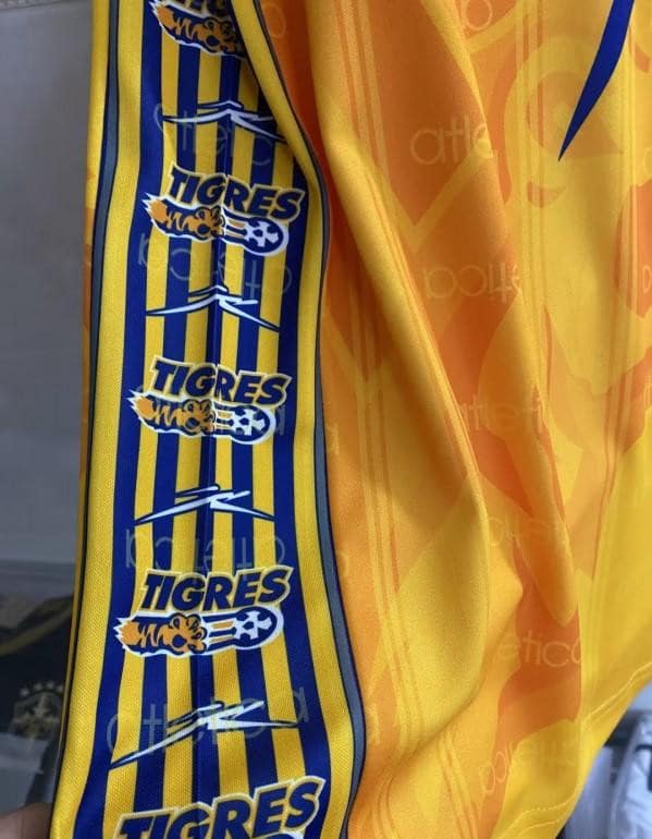 Retro 97/98 Tigres UANL Home Jersey - Image 2