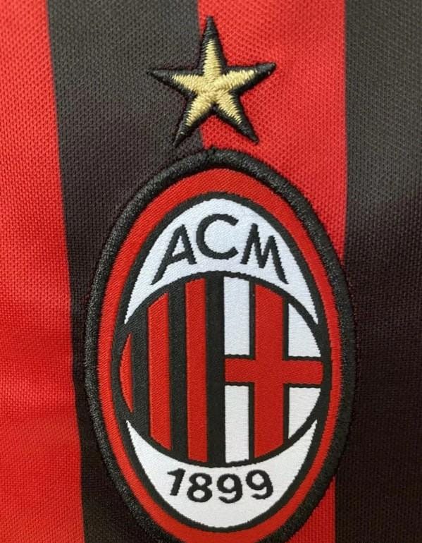 Retro 11/12 AC Milan Home Jersey - Image 3