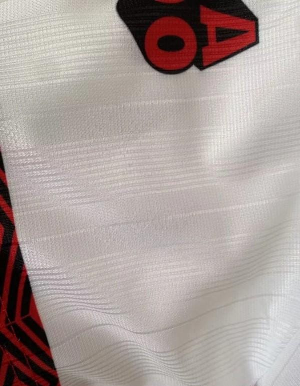 Retro 95/96 Flamengo Away White Special Edition Jersey - Image 2
