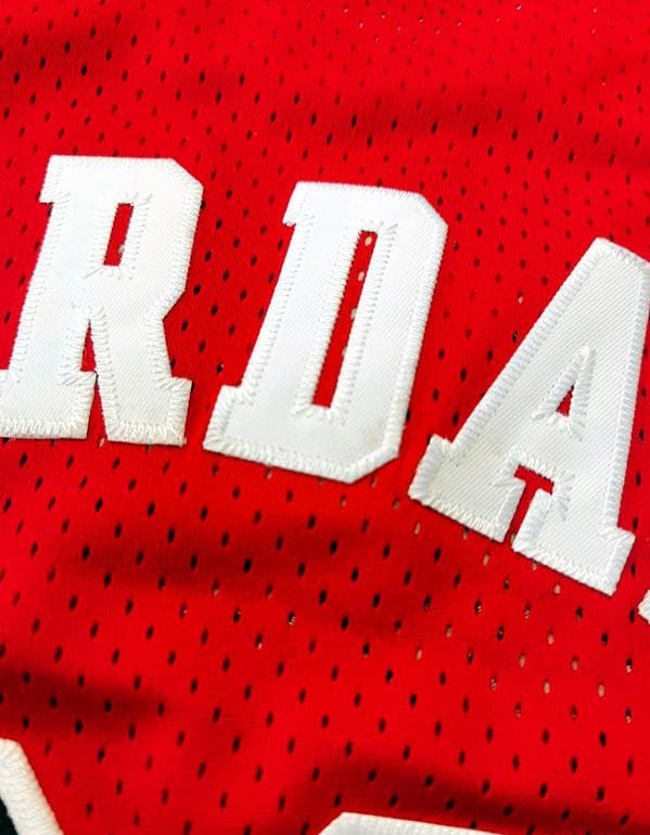 Men's Michael Jordan Red Retro Classic Team Jersey - Image 6