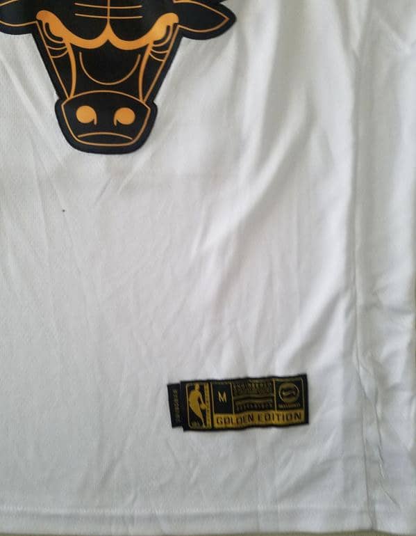 Michael Jordan 23 White Golden Edition Jersey - Image 4