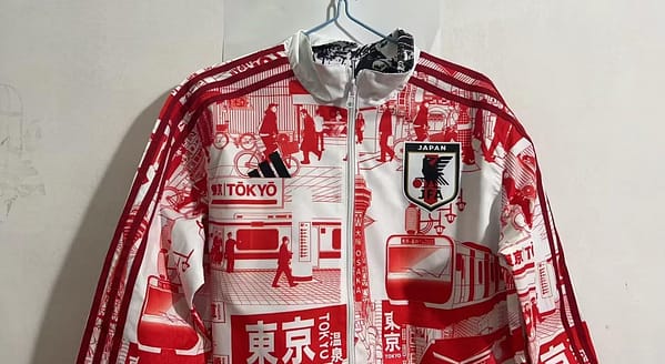 2023 Japan Captain Tsubas x Tokyo Red Reversible Reversible Full Zipper Jacket - Image 5