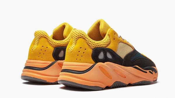 Yeezy Boost 700 Sun WOMEN - Image 2