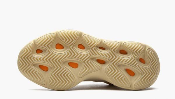 Yeezy 700 V3 Safflower WOMEN - Image 4