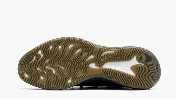 Yeezy Boost 380 Onyx WOMEN - Image 4