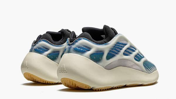 Yeezy 700 V3 Kyanite WOMEN - Image 2