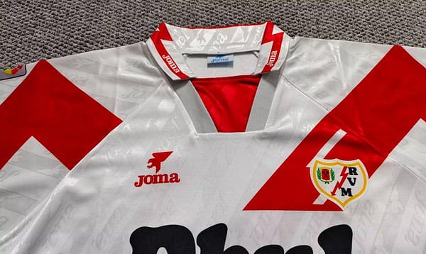 Retro 95/96 Rayo Vallecano Home Jersey - Image 3