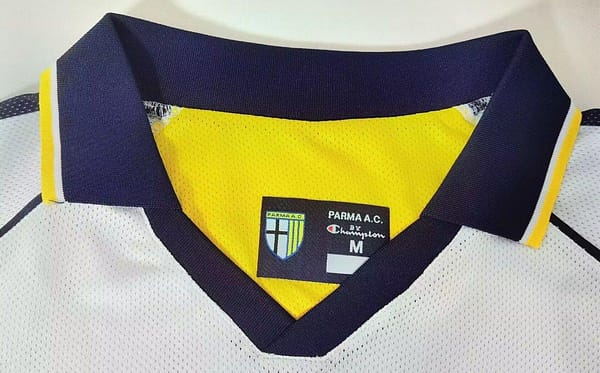 Retro 03/04 Parma Away White Jersey - Image 4