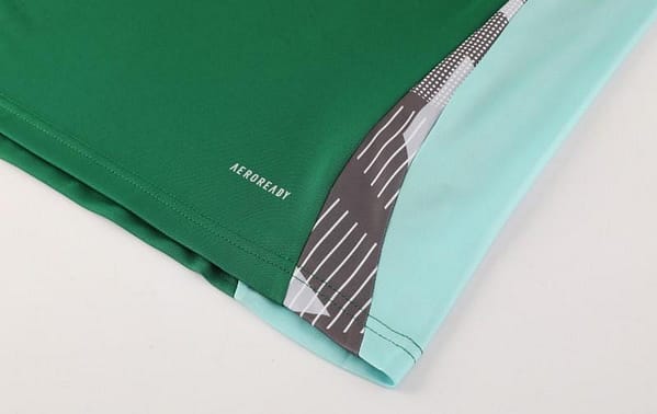 24/25 Adidas Green Short Sleeve Jersey+Shorts - Image 9