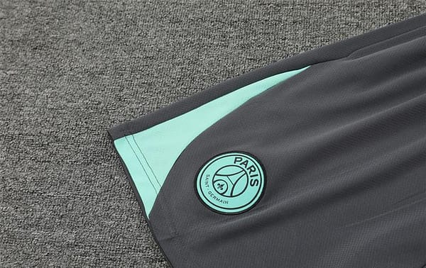 24/25 PSG Grey Short Sleeve Jersey+Shorts - Image 5