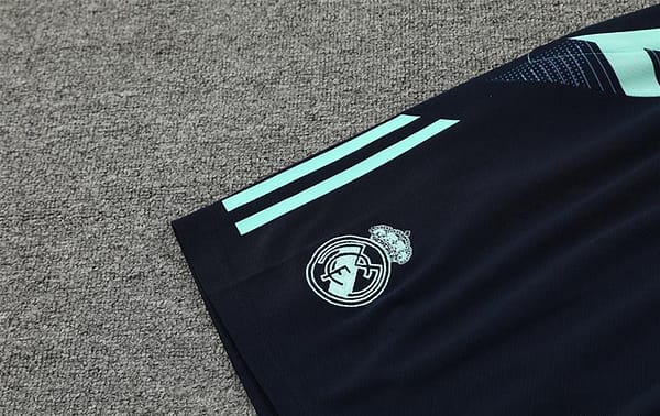 24/25 Real Madrid Lake Blue Short Sleeve Jersey+Shorts - Image 5