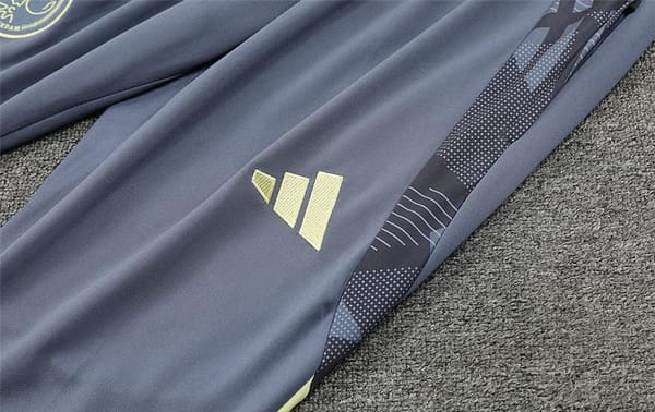 24/25 Juventus Yellow Half Zipper Jacket+Long Pants - Image 7