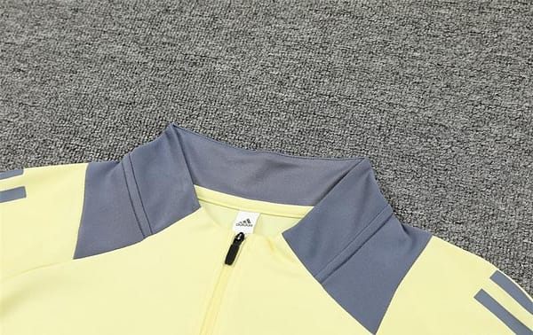 24/25 Juventus Yellow Half Zipper Jacket+Long Pants - Image 15
