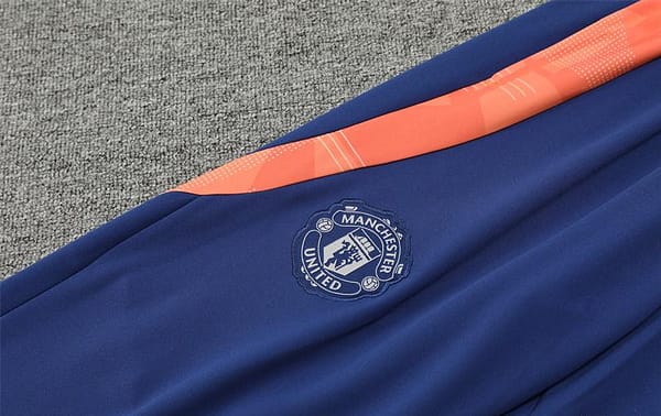 24/25 Manchester United Orange Half Zipper Jacket+Long Pants - Image 6