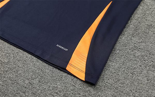 24/25 Real Madrid White/Navy Half Zipper Jacket+Long Pants - Image 9