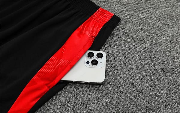 24/25 Manchester United Black/Red Special Half Zipper Jacket+Long Pants - Image 4