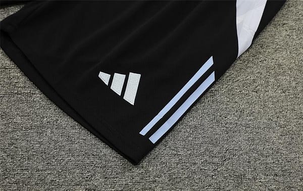 24/25 Real Madrid White Special Short Sleeve Jersey+Shorts - Image 4