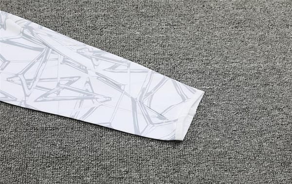 24/25 Real Madrid White Special Half Zipper Jacket+Long Pants - Image 11