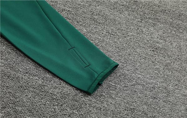 24/25 Manchester United Green Half Zipper Jacket+Long Pants - Image 10