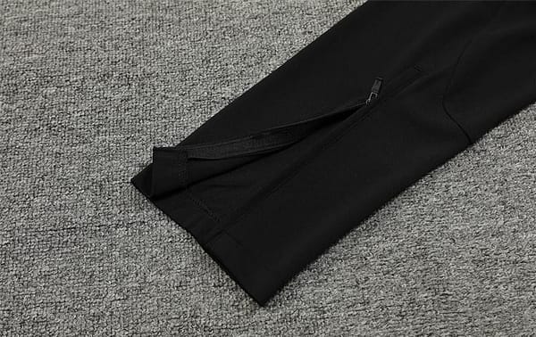 24/25 Real Madrid Black/Golden Half Zipper Jacket+Long Pants - Image 2