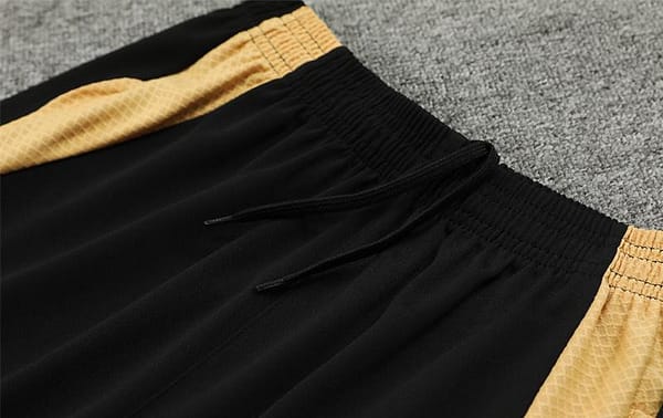 24/25 Real Madrid Black/Golden Half Zipper Jacket+Long Pants - Image 3